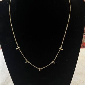 Elegant Gold Necklace with Bar Accents